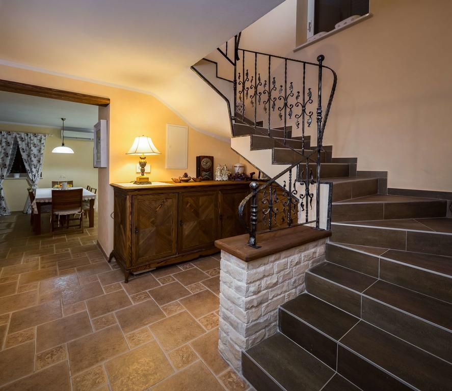 Villa Stonegate Estate - Bonus, Dvije Vile Jedna Cijena! Опатия Экстерьер фото
