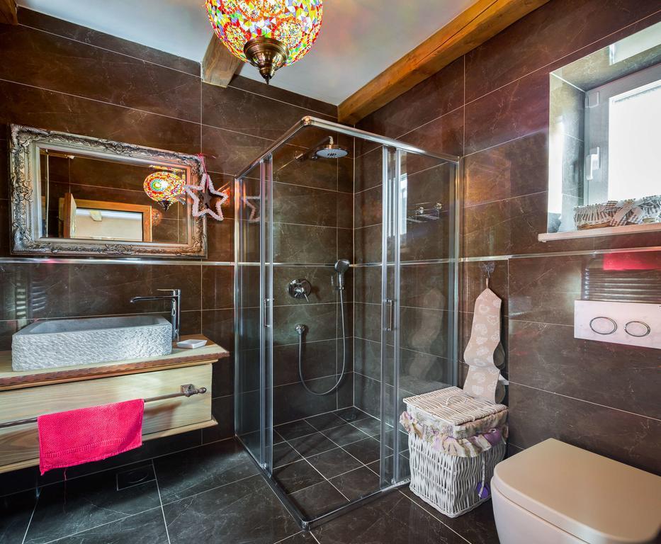 Villa Stonegate Estate - Bonus, Dvije Vile Jedna Cijena! Опатия Экстерьер фото