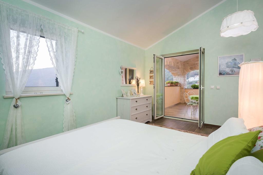 Villa Stonegate Estate - Bonus, Dvije Vile Jedna Cijena! Опатия Экстерьер фото